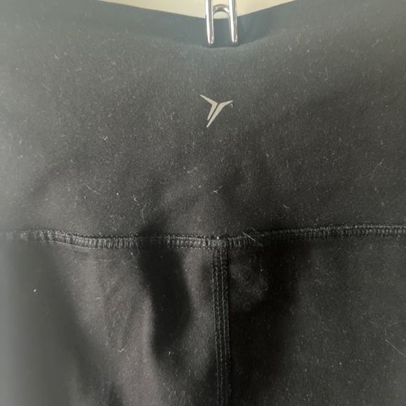 Old Navy Active PowerSoft Legging - Picture 2 of 3